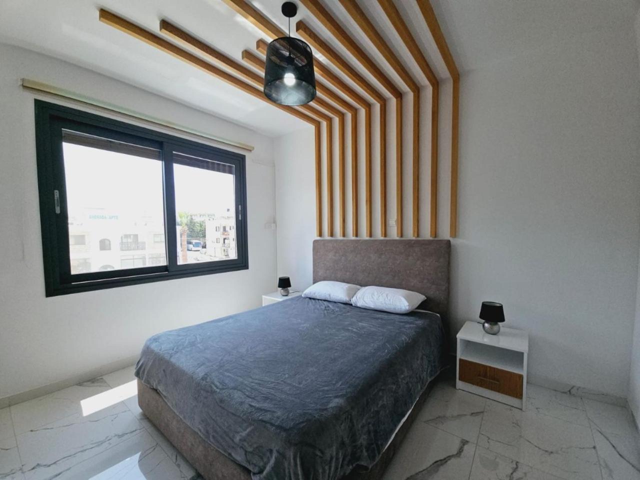 Sea Side Appartment In Kato Paphos Luaran gambar